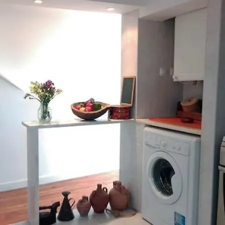 Apartamento Perto Cais Do Sodre/ Lisboa/Centro *